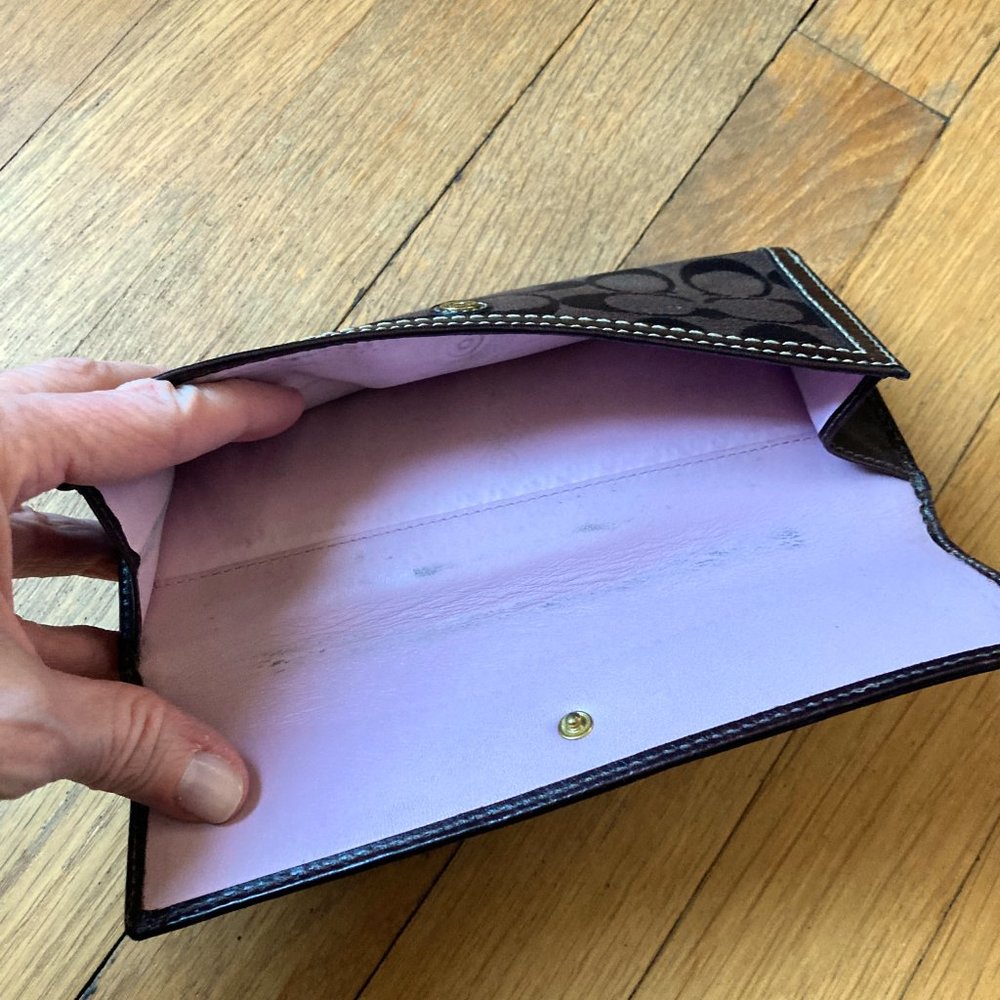 COACH Signature canvas wallet - Picture 8 of 11